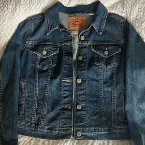 Levi’s Denim Trucker Jacket XL | Classic Blue Structured Fit